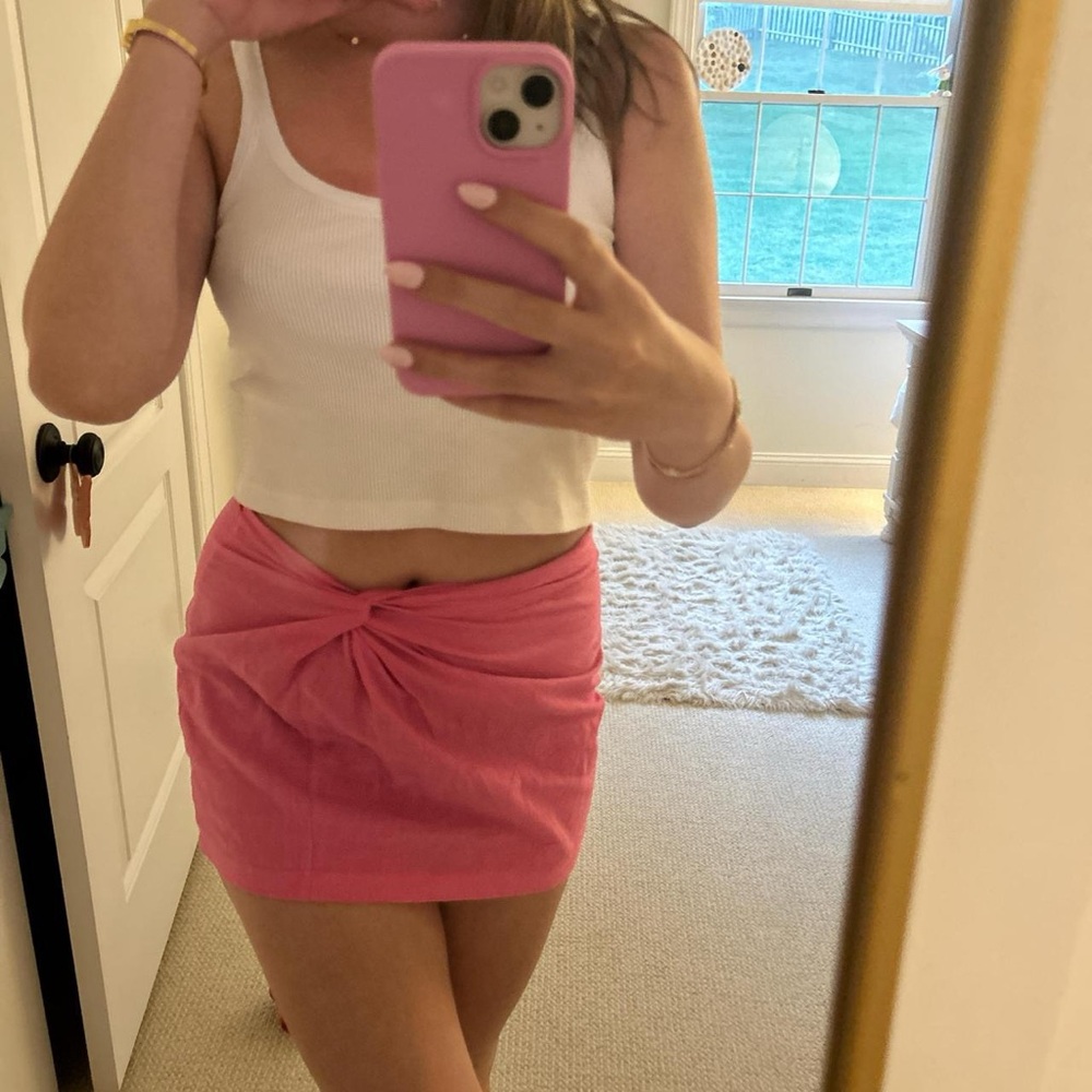 Ediked skirt NWT